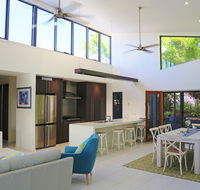 Hilltop Views - Cannonvale - Tourism Townsville