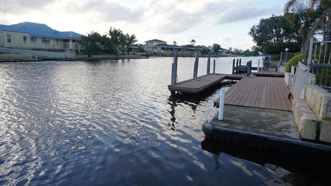 Holiday House - Tourism Townsville 3