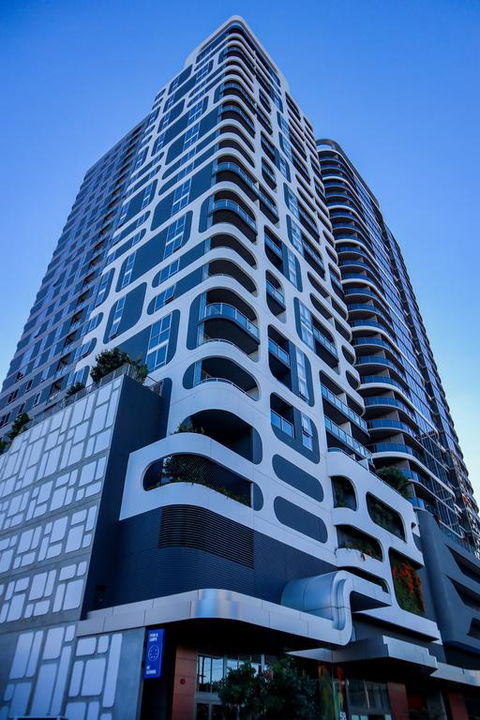 Hostrelax Residences On Hope Street - Tourism Townsville 3