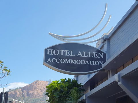 Hotel Allen - Tourism Townsville 0