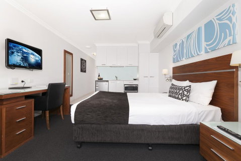 Hotel Chino - Tourism Townsville 1