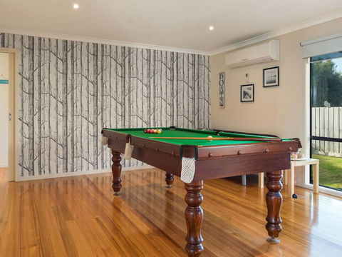 Island Sands - Tourism Townsville 2
