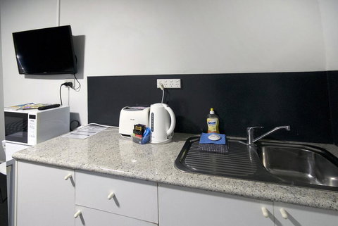 Jabiru Motel - Tourism Townsville 2