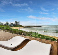 JoeAnne at Blue Bay Absolute Beachfront - Tourism Townsville