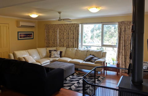 Kaishua House - JK Family Lake House - Tourism Townsville 2