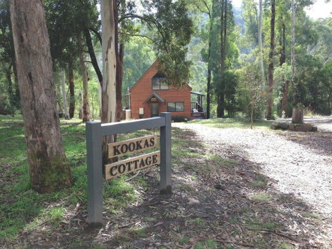 Kookas Cottage - Tourism Townsville 0