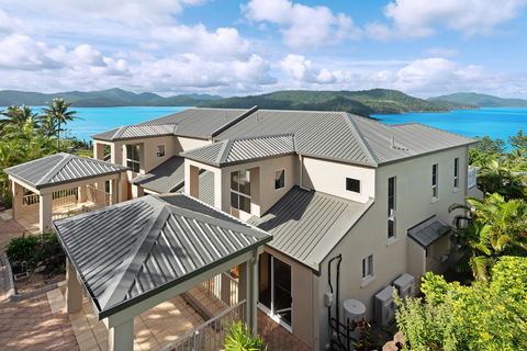 La Bella Apartments - Tourism Townsville 1