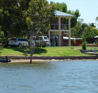 Lake Boga Waterfront Holiday House - Tourism Townsville