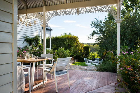 Lake Daylesford Country House - Tourism Townsville 3