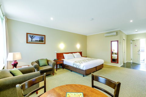 Lake Inn - Ballarat - Tourism Townsville 3