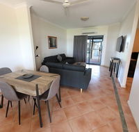 Lakeview Apartments - Tourism Townsville