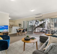 Large and Airy Unit in Quiet Riverside Suburb - Tourism Townsville