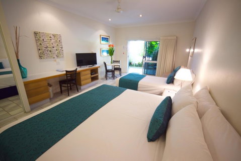 Lazy Lizard Motor Inn - Tourism Townsville 2