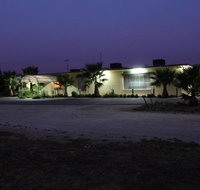 Lazy River Motor Inn - Tourism Townsville