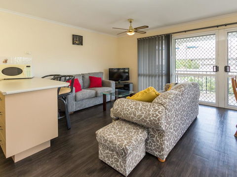 Leisure Lee Hervey Bay - Tourism Townsville 2