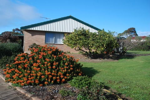 Lemontree Cottage - Tourism Townsville 0