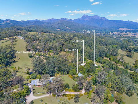 Limpinwood Lodge - Tourism Townsville 1
