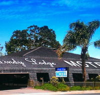 Lindy Lodge Motel - Tourism Townsville