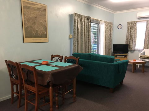 Lisianna Apartments - Tourism Townsville 3