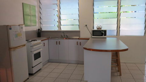 Loyang Apartments Unit 2 - Tourism Townsville 1
