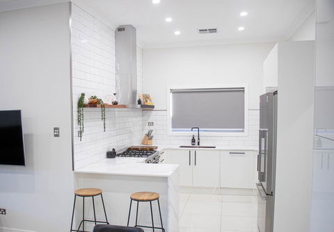 Luxe On Lane - Tourism Townsville 2
