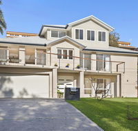 Luxurious Lake House - Tourism Townsville
