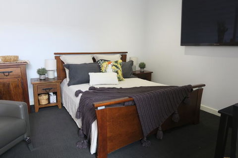 Luxury Homestay BNB In Rochedale - Tourism Townsville 0