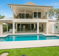 Luxury Living on the Beachfront - Tourism Townsville