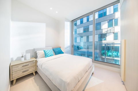 LuxuryBrandNew3Bedroom - Tourism Townsville 1