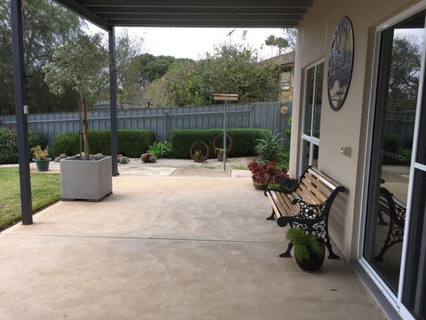 Lyreen's Apartment - Tourism Townsville 2