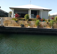 M  T's Waterfront Bed  Breakfast - Tourism Townsville