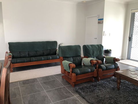 M & T's Waterfront Bed & Breakfast - Tourism Townsville 2