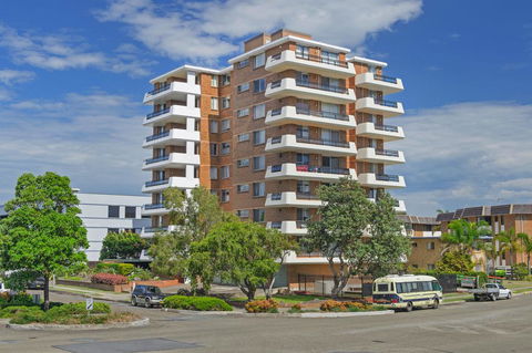 Macquarie Towers 17 1 Waugh Street - Tourism Townsville 0
