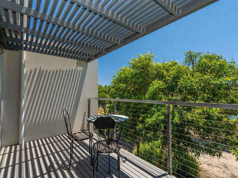 Magenta Shores 1105 - Tourism Townsville 3