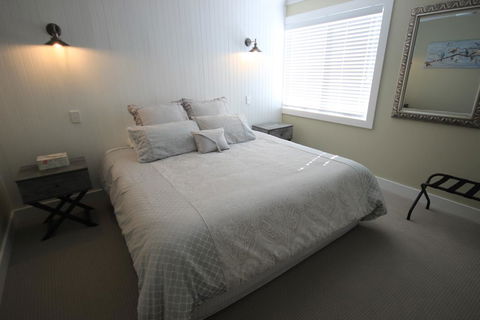 Maleny Hinterland Escape - Tourism Townsville 1