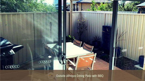MANDURAH On The TERRACE - Tourism Townsville 3