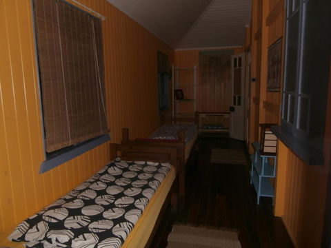 Mango Tourist Hostel - Tourism Townsville 3