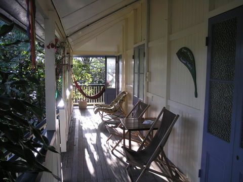 Mango Tourist Hostel - Tourism Townsville 1