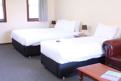 Margaret River Motel (Formerly Grange On Farrelly) - Tourism Townsville 2