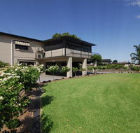 Mayfair Motel - Tourism Townsville