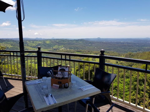 Mayfield On Montville - Tourism Townsville 0