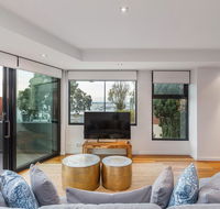 Melbourne Holiday Apartments Williamstown - Tourism Townsville