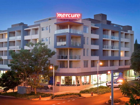 Mercure Centro Port Macquarie - Tourism Townsville 0