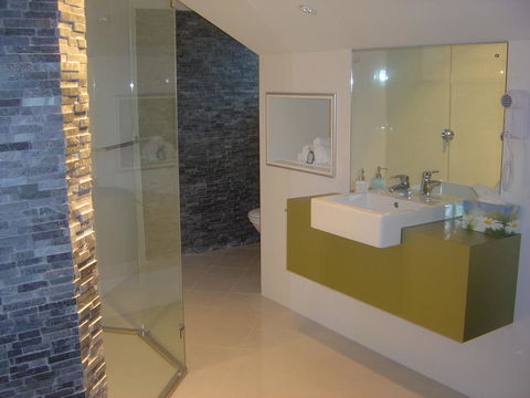Merlot Verdelho Townhouses - Tourism Townsville 1