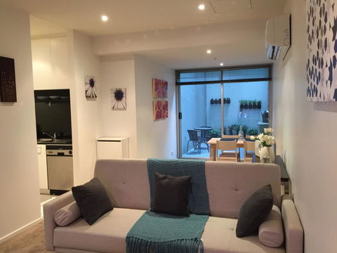 MH CBD Private 1 BR Apartment @ Wills Court - Tourism Townsville 3