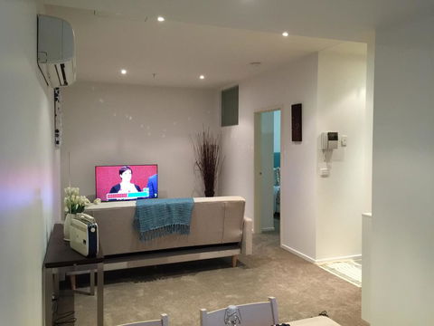 MH CBD Private 1 BR Apartment @ Wills Court - Tourism Townsville 0