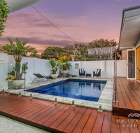 Miami Beachside Beach House - Tourism Townsville