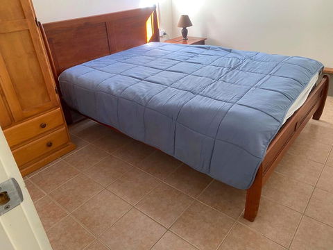 Mick's Apartment - Seal Rocks Beachfront - Tourism Townsville 3