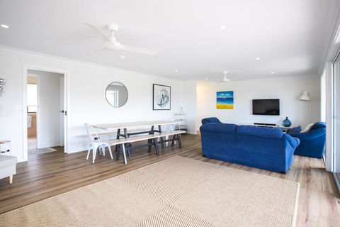 Mollymook Links - Tourism Townsville 1