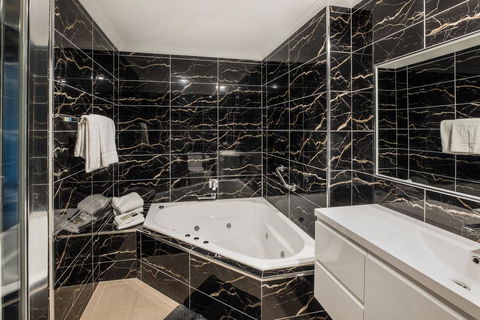 Mollymook Shores Motel And Conference Centre - Tourism Townsville 2